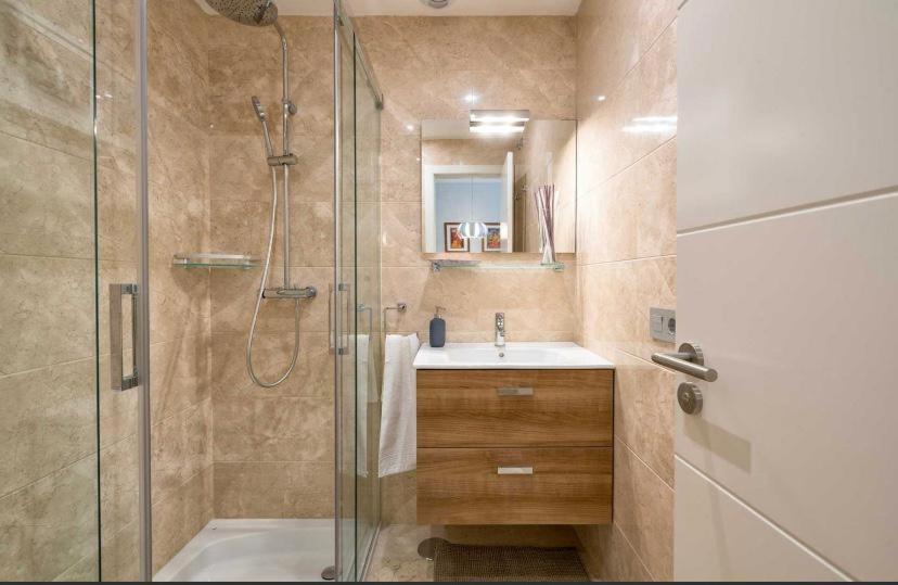 Homely Malaga Luxury Sebastian Souviron Exterior photo